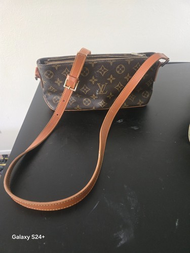 Louie vuitton - louie,