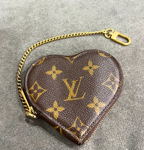Louis vuitton - louis,