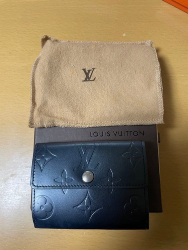 Louis vuitton - louis,