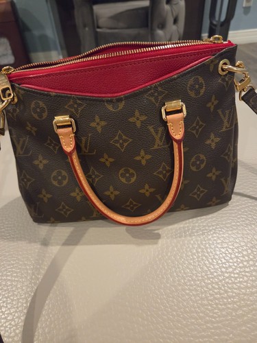 Louis vuitton - ,