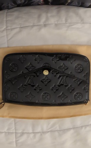 Louis vuitton - louis,