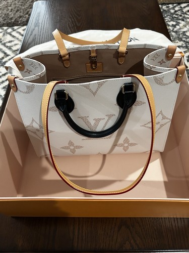Louis vuitton - louis,