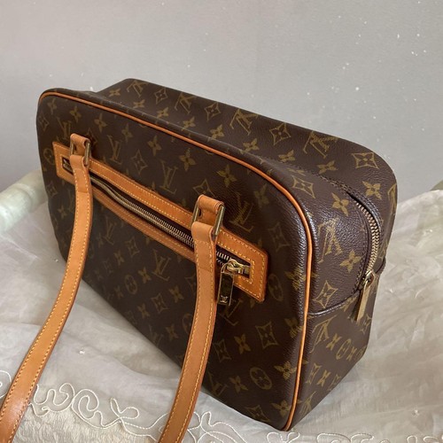 Louis vuitton monogram - vuitton, ︎