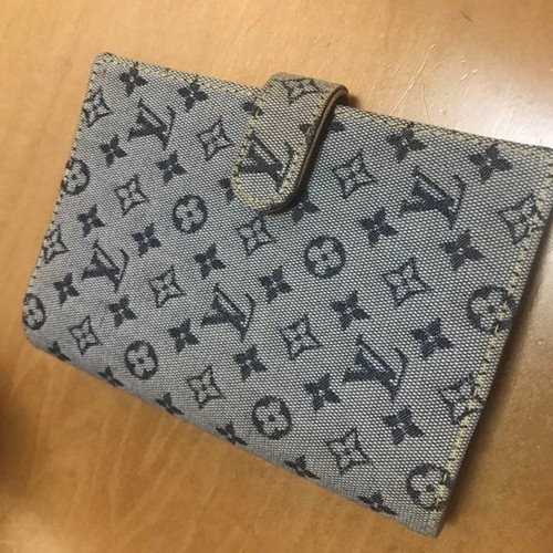 Louis vuitton monogram - louis,