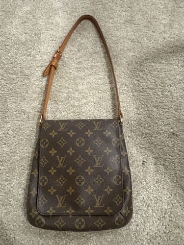 Louis vuitton - louis,