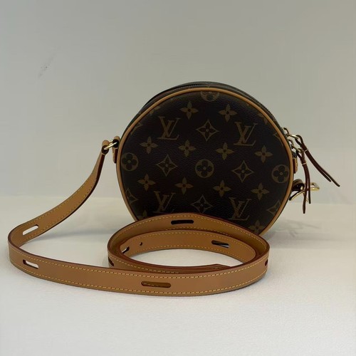 Louis vuitton - louis,