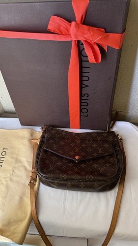 Louis vuitton - louis,
