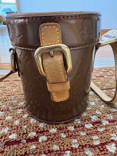 Louis vuitton bronze rare - vuitton,