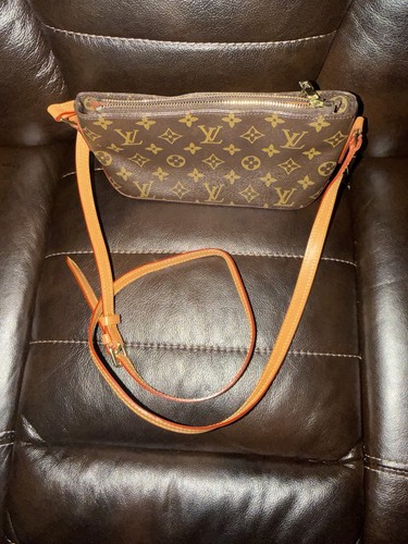 Louis vuitton monogram - louis,